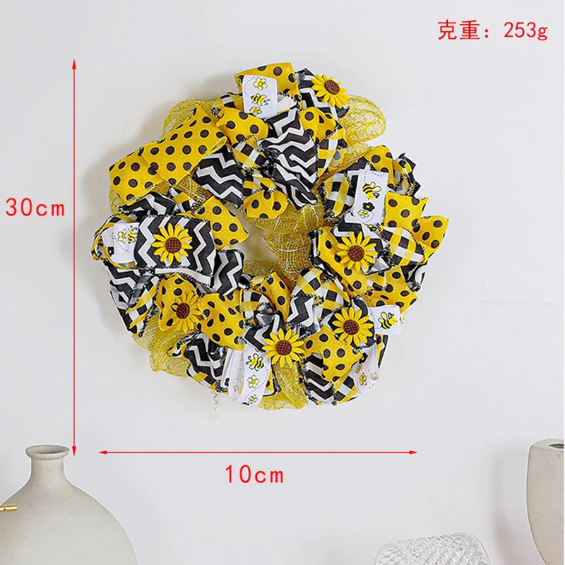 

Sunflower Wreath with Bee Pattern Bee Day Decor Handmade Sunflower Hanging Pendants Ornaments for Front Door 30x10cm GHS