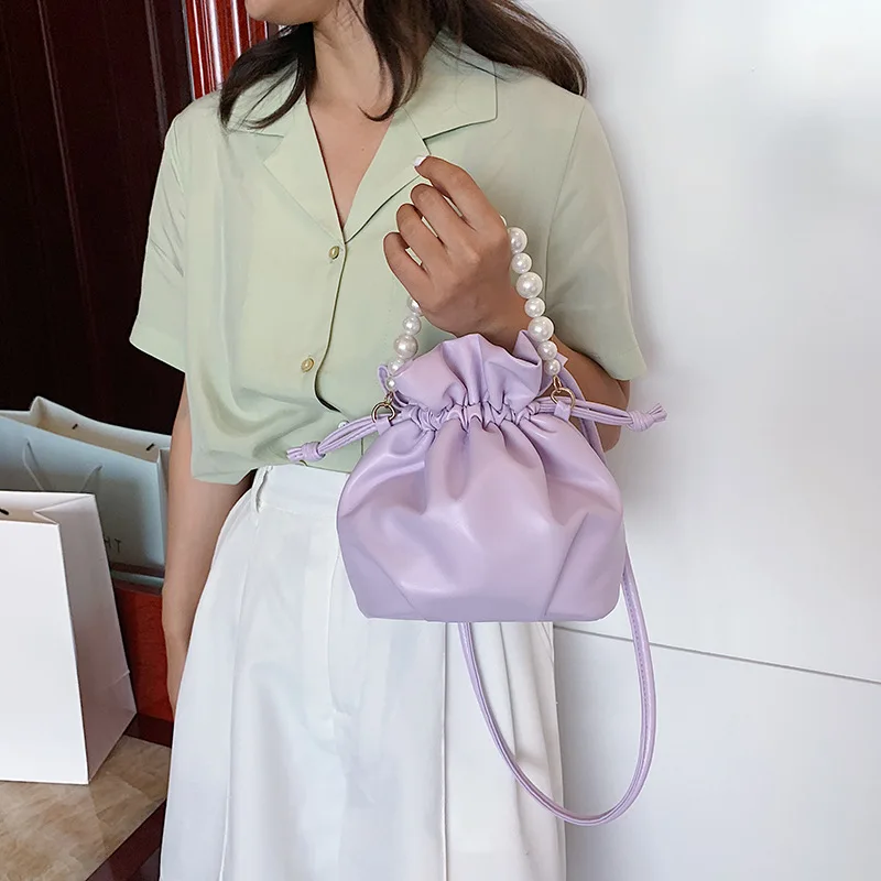 

Сумка Cloud 2020, новая женская сумка, Корейская версия, маленькая сумка с жемчугом, женская модная сумка через плечо, сетчатая красная сумка-мес...