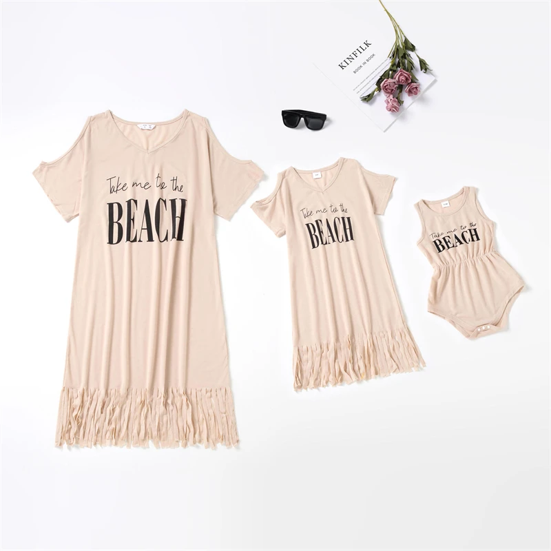 

Одинаковые наряды, одежда для семьи, пижамы для маленьких девочек, пижама, семейный образ, платья для мамы и дочки, одежда для мамы и детей