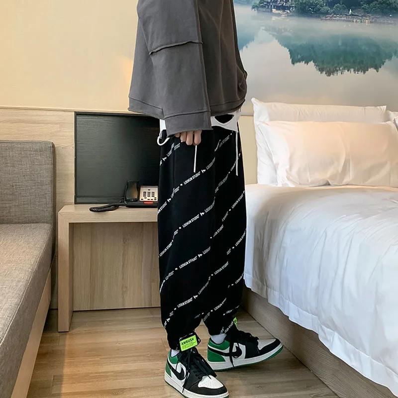 

SZMXSS Pleated Straight Pants Men's Fashion Elastic Waist Casual Pants Men Streetwear Loose Trousers Mens Pencil Pants M-XXL