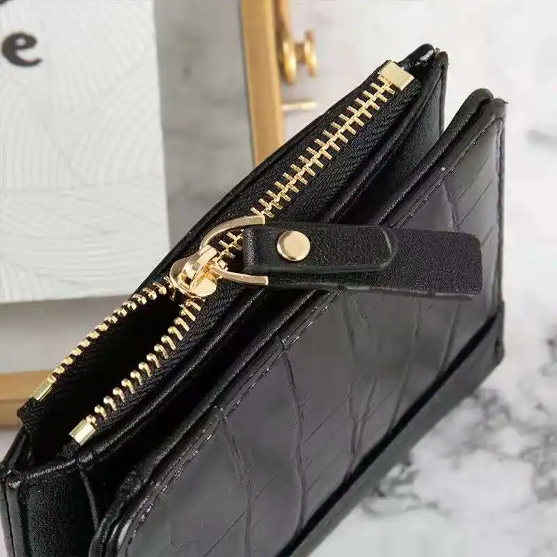 Женский кошелек женский короткий на молнии с вышивкой для монет кредитных карт