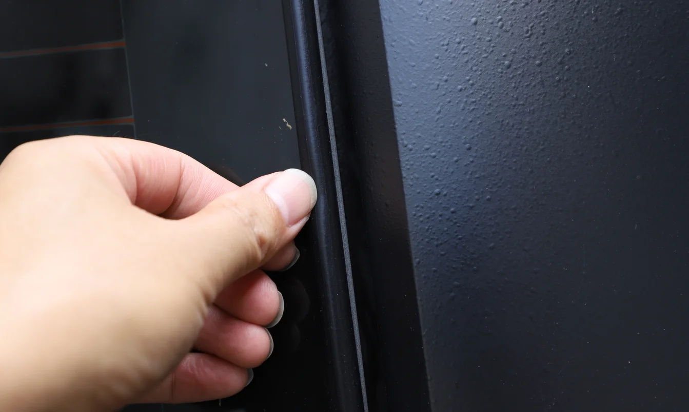 Резиновые удерживающие полосы для окон и задних ворот Jeep Wrangler JK 2007-2017 | Автомобили