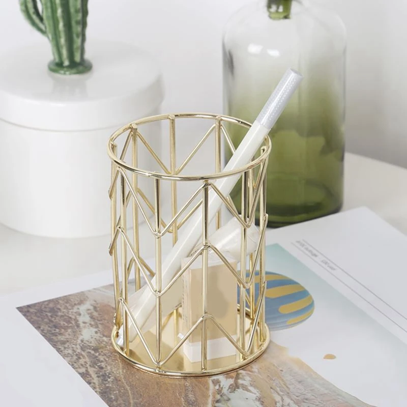 

Faux 9999 Miniature Gold Tone Bar Pendant Key Chain Ring & Pen Holder, Makeup Brush Holder Wire Iron Pencil Holder