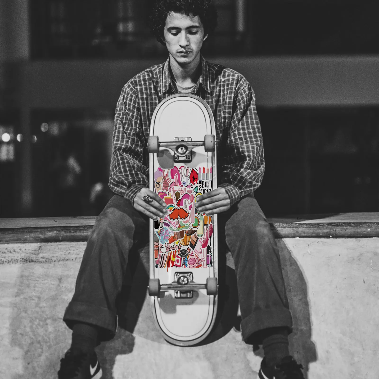 10/50 Buah Stiker Kartun Rias Wajah Anak Perempuan Imut Merah Muda Stiker Sepeda Helm Gitar Komputer Alat Tulis Ponsel