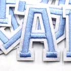 A-Z дымка синего цвета с надписями на английском языке патч 3D вышитые наклейки Патчи для костюмы гладить на имя буквы патч для футболкой или пальто