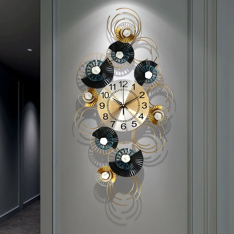 

Light luxury wall clock mute living room decoration Fashion decorative creative wrought iron wall clock modern design home decor