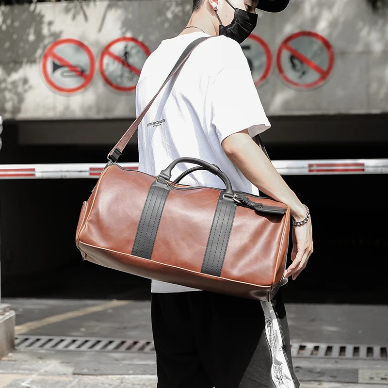 Мужская коричневая сумка дорожная водонепроницаемая кожаная большая