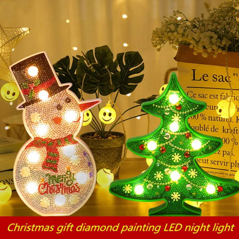 

Christmas Tree With LED Diamond Night Light Can Be DIY Cute Exquisite Cross Stitch Embroidery Special Round Beautiful