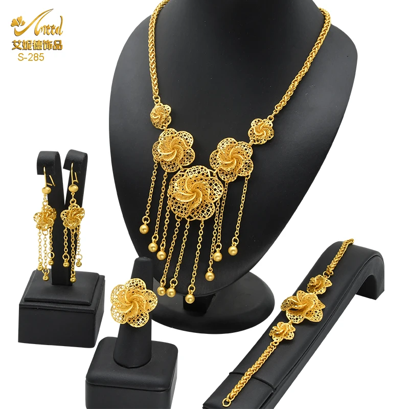 Lüks Dubai mücevher seti 24K altın kaplama büyük nijeryalı hint kolye küpe yüzük setleri çiçek püskül ile takı düğün