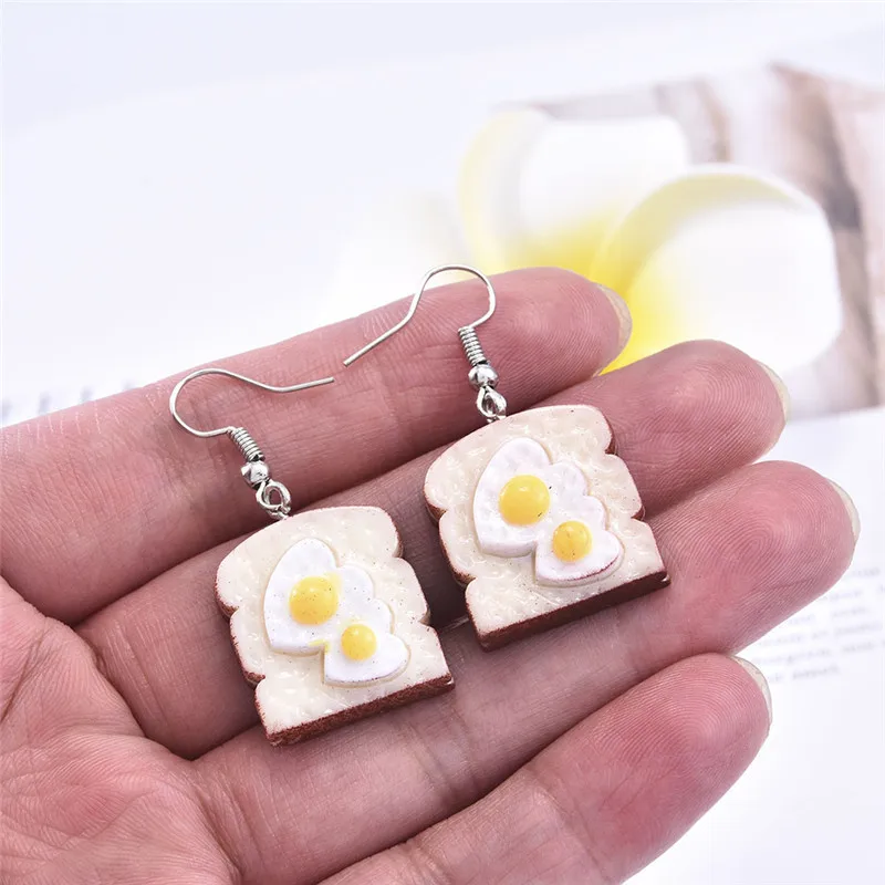 

Creative Cute Eggs on Toast Earrings Drop Earrings Sweet Hanging Kitchen Series Hole Egg Bread Shape Pendant Earrings Crafts