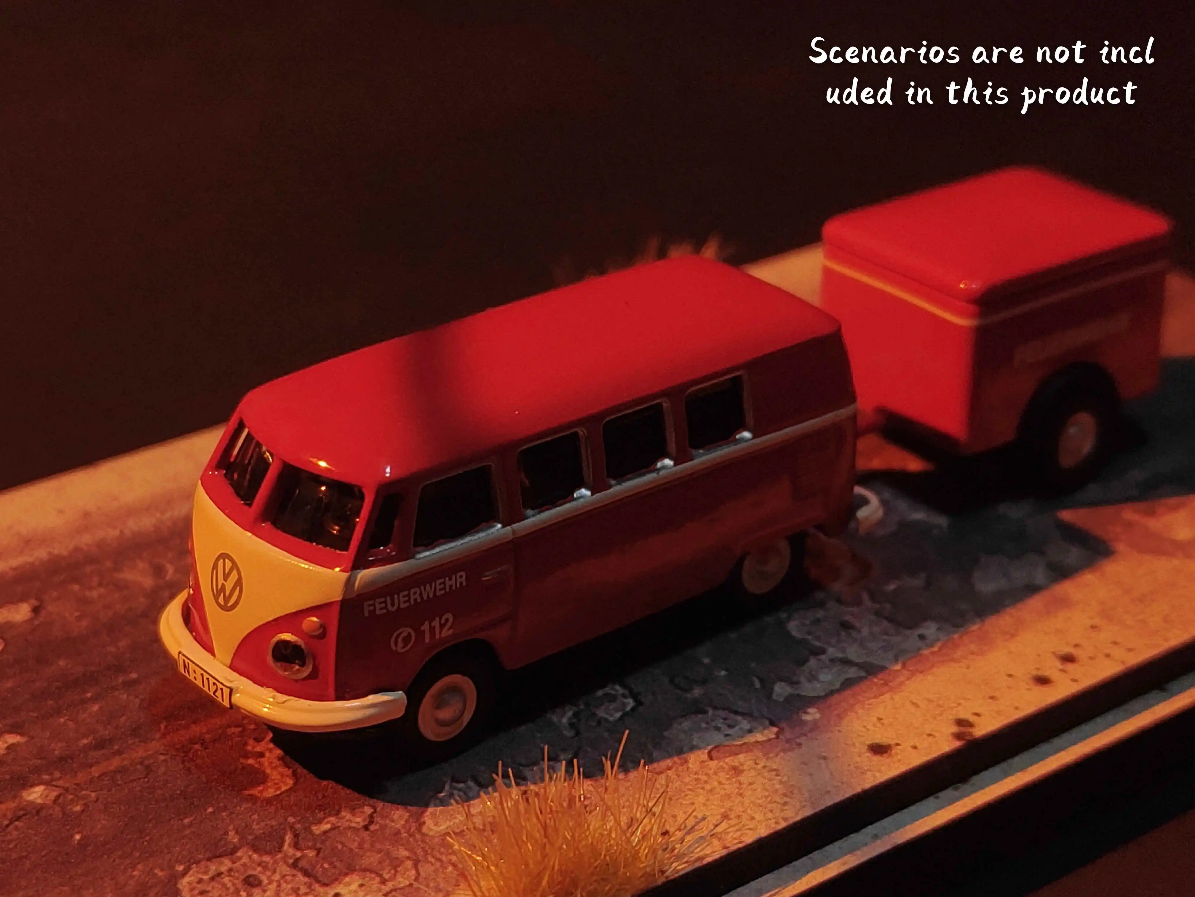 

HeyToys Schuco 1/87 VW T1c Bus mit Anhänger FEUERWEHR Die Cast Model Car Collection Limited