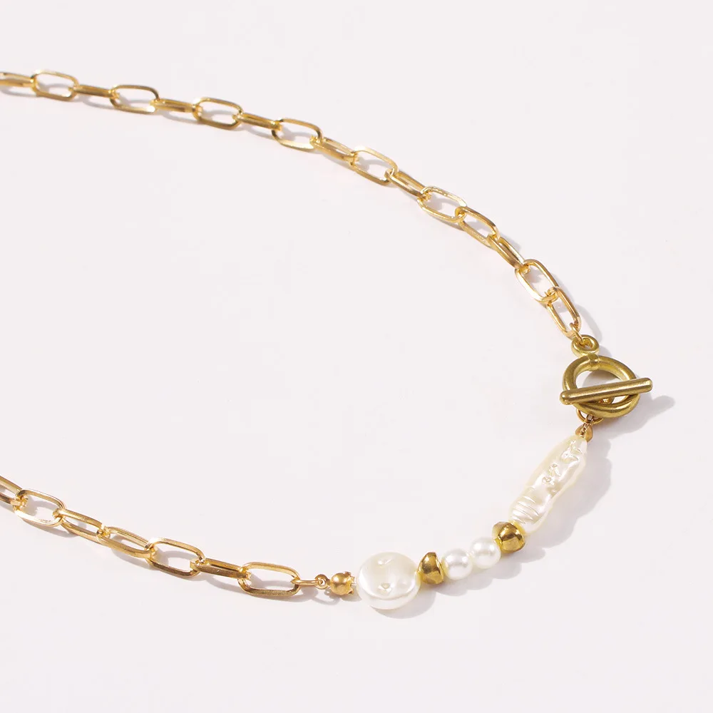 

Go trendy Clasp Necklaces Minimalist Baroque Irregular Pearls Toggle Vintage Punk Circle Necklace Couple Jewelry
