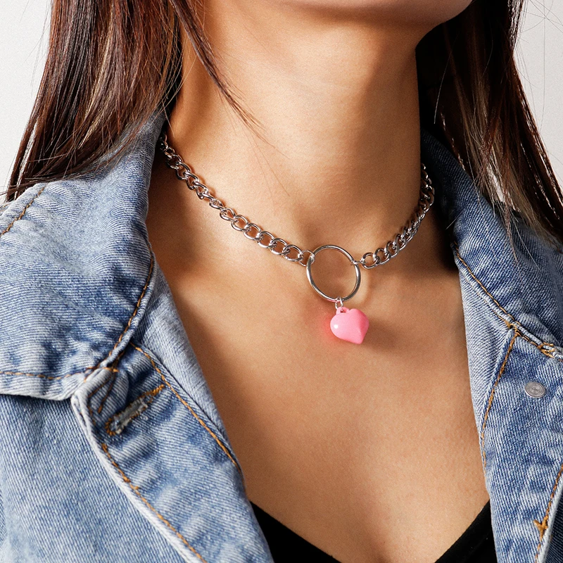 

Sexy Pink 3D Love Heart Pendant Necklace for Women Silver Color Clavicle Chains Choker Necklaces Fashion Engagement Jewelry