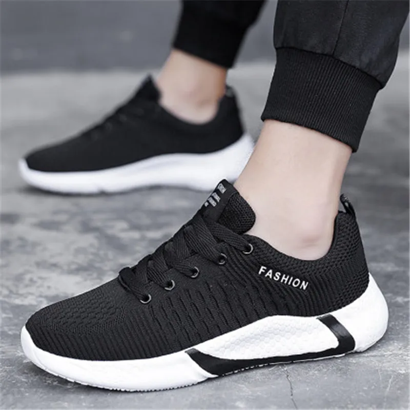 

Men Breathable Lace-Up Flat Shoes Sport Running Shoes Fashion Lightweight Sneakers Outdoor Sports
