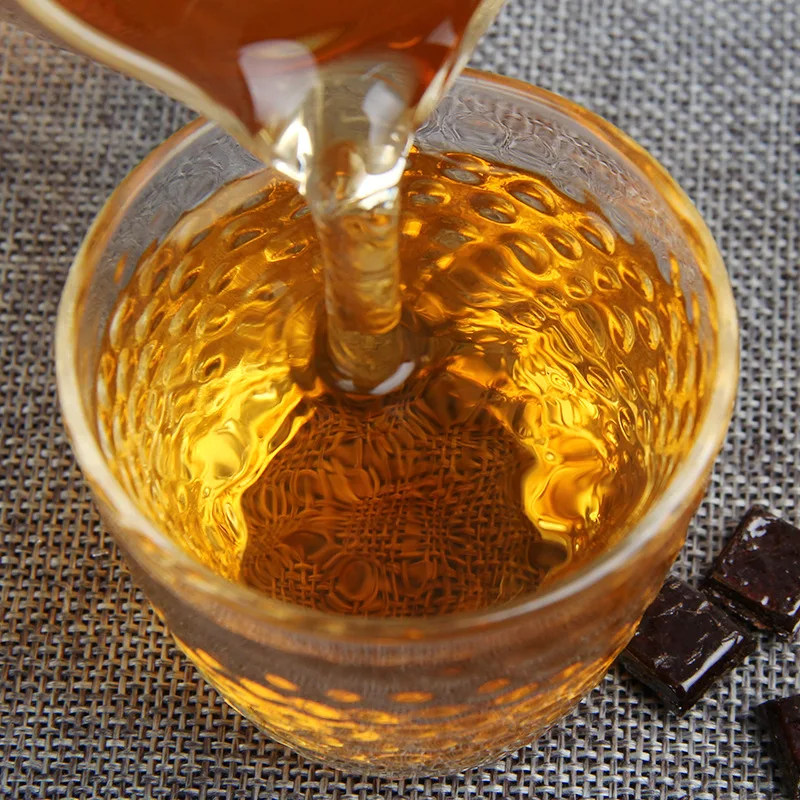 

100g/box China Yunnan Raw Tea Gold Tin Foil Packing Gift Box Resin Tea Pu'er Tea Creamtea cup