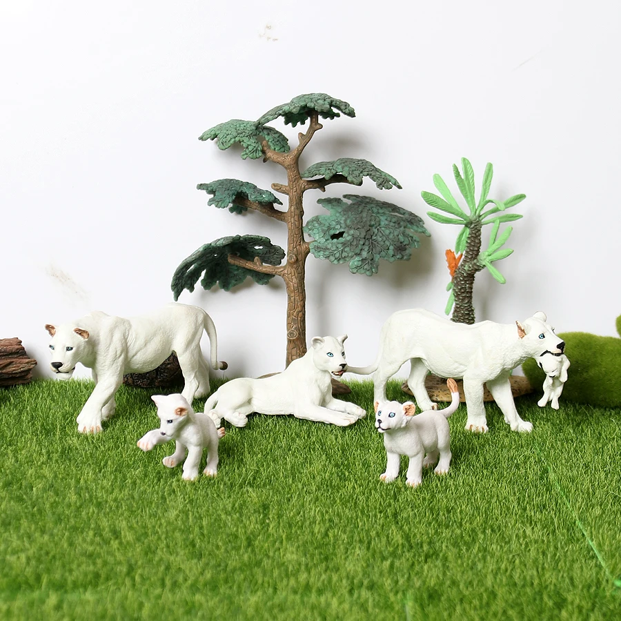 

Realistic Wild Life Lion Toy with Cubs Animal Toy Set Jungle Animal Hand Painted Model Figurine Party Favors Home Decor gift