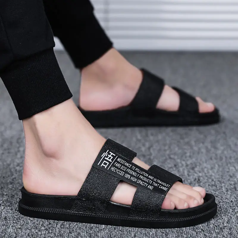 

Men's Slippers Trendy Thick-soled Beach Shoes Fashion Flip Flops Non-slip Men's Sandals and Slippers House Slippers Men Slippers