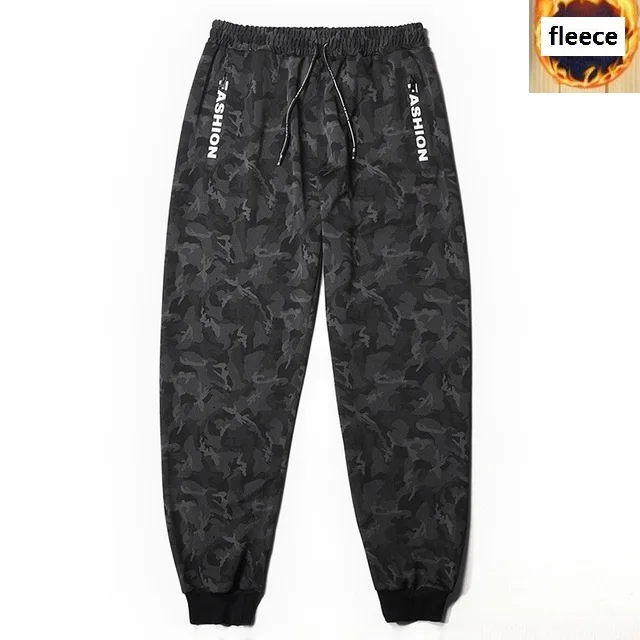 fleece Зимние мужские флисовые тренировочные штаны камуфляжные спортивные штаны теплые с буквенным принтом размера плюс 6XL 7XL 8XL осенние спортивные штаны эластичные тянущиеся 50 - Цвет: fleece