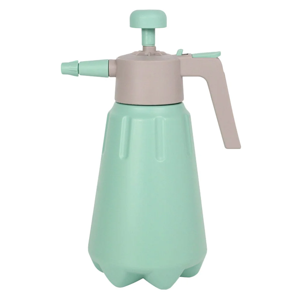 

1pc Plastic Garden Watering Can Outdoor Watering Can for Gardening (Green)