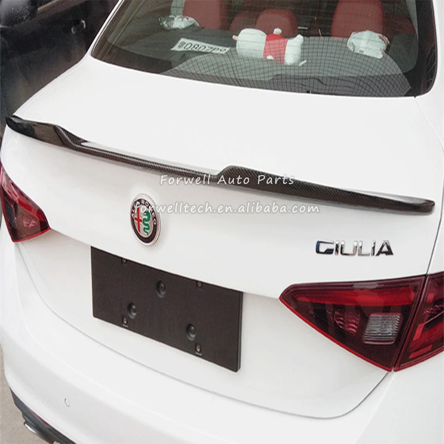 

Top Sales Giulia Carbon Fiber Wing Rear Racing Spoiler for Alfa Romeo Giulia