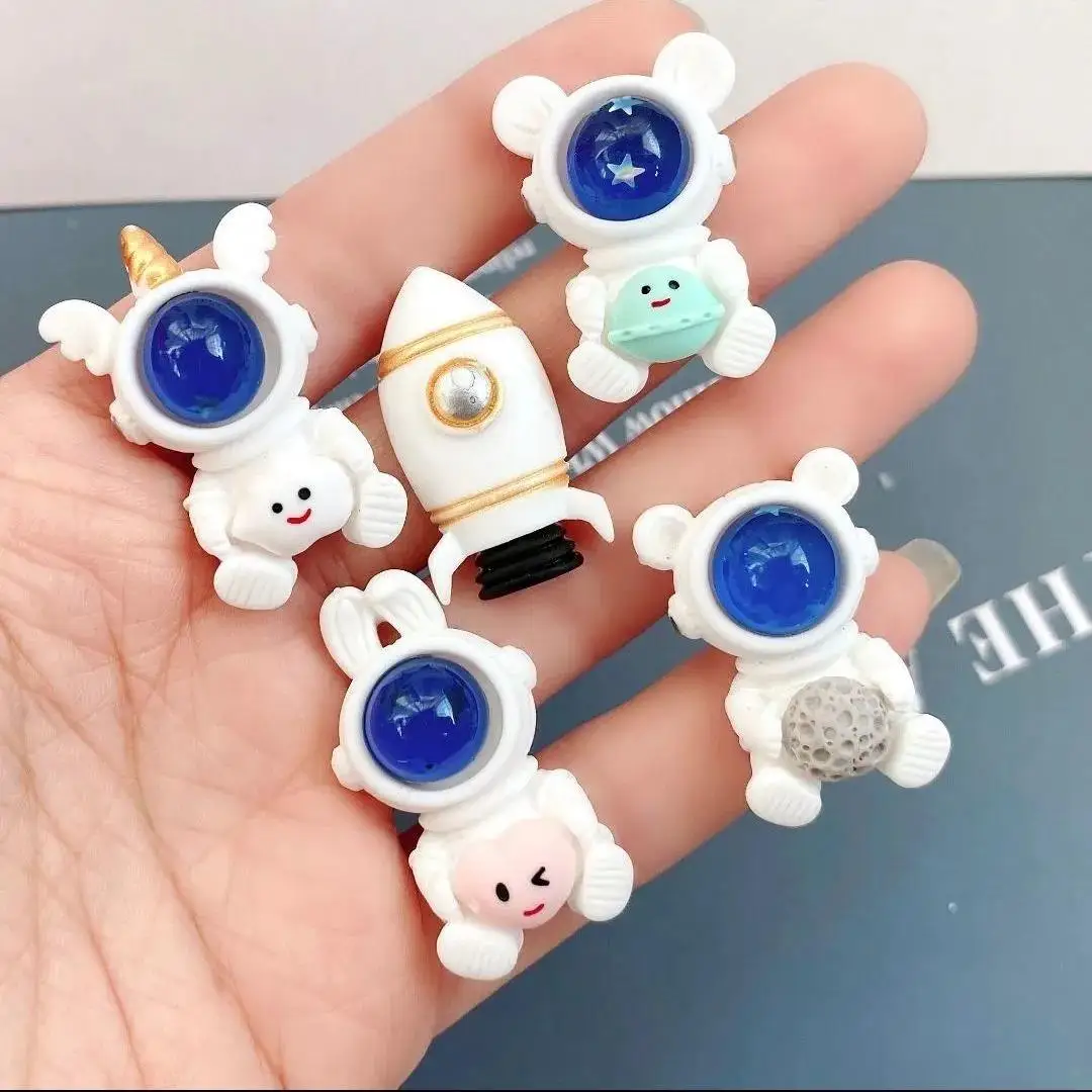 

5 шт./набор, Броши из смолы в виде астронавта