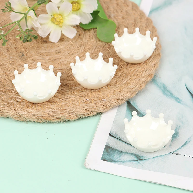 

4PCS Kitchen Toys Water Drop Crown Dishes Plate Tableware Dolls House Furniture Miniatures