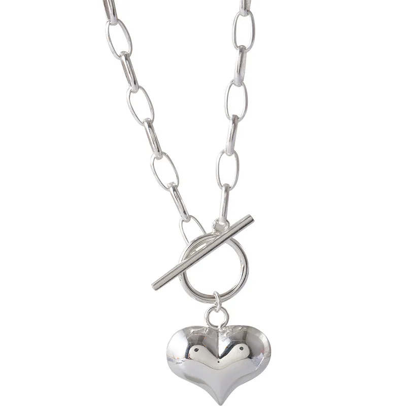 

Modern Jewelry Heart Pendant Necklace Hot Selling Delicate Style Single Layer Silvery Plating Chain Necklace For Girl Gifts