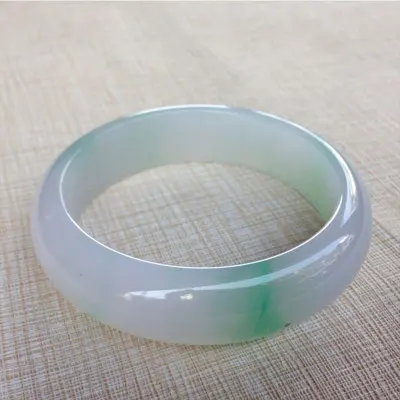 

zheru jewelry natural Burmese jadeite 54-64mm light green two-color bracelet elegant princess jewelry send mother to girlfriend