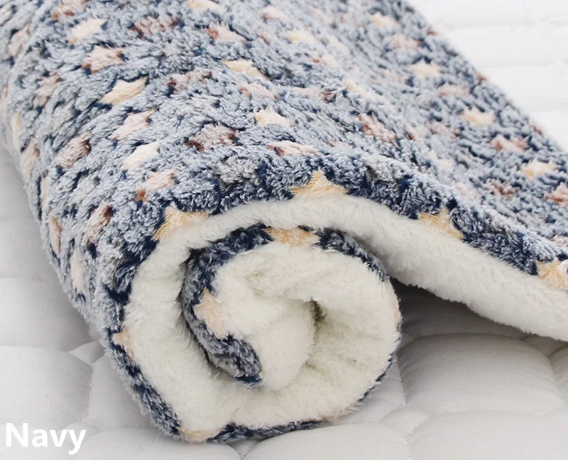 Коврик для домашних животных осенне зимнее теплое универсальное одеяло кошек