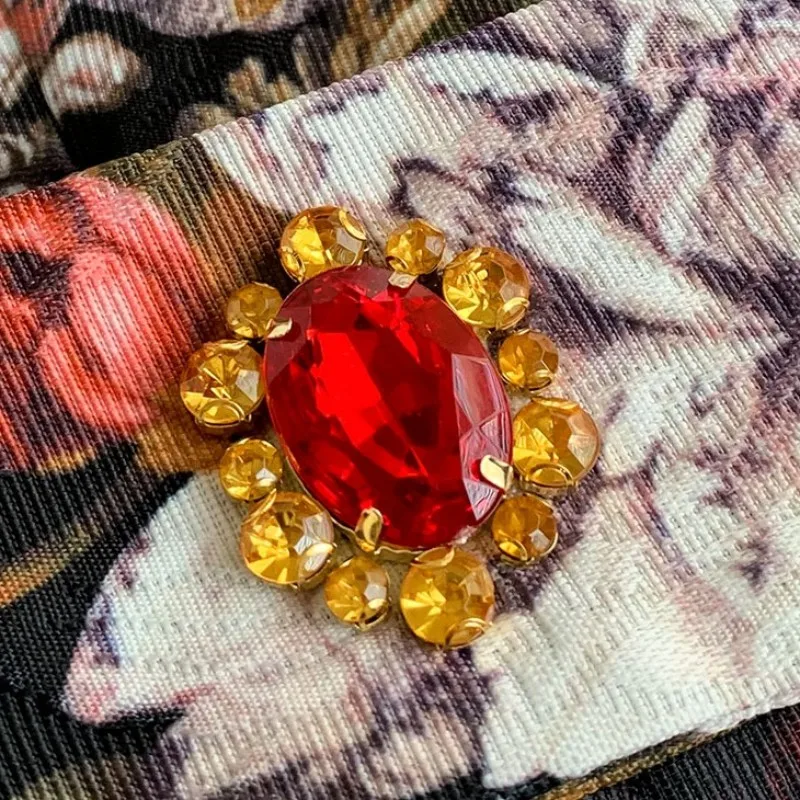 

Luxury Runway Women Floral Jacquard Slim Fit Dress Elegant Ldaies Vintage Court Style Diamonds Short Sleeve Party Mini Dresses