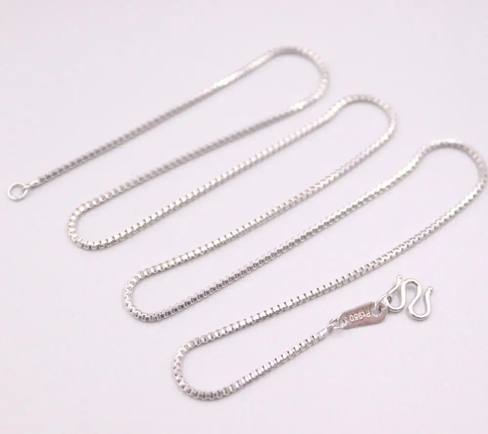 

Solid platinum 950 Necklace 1mm box Link chain 16"L 12x12mm Hollow Pattern Star Pendant