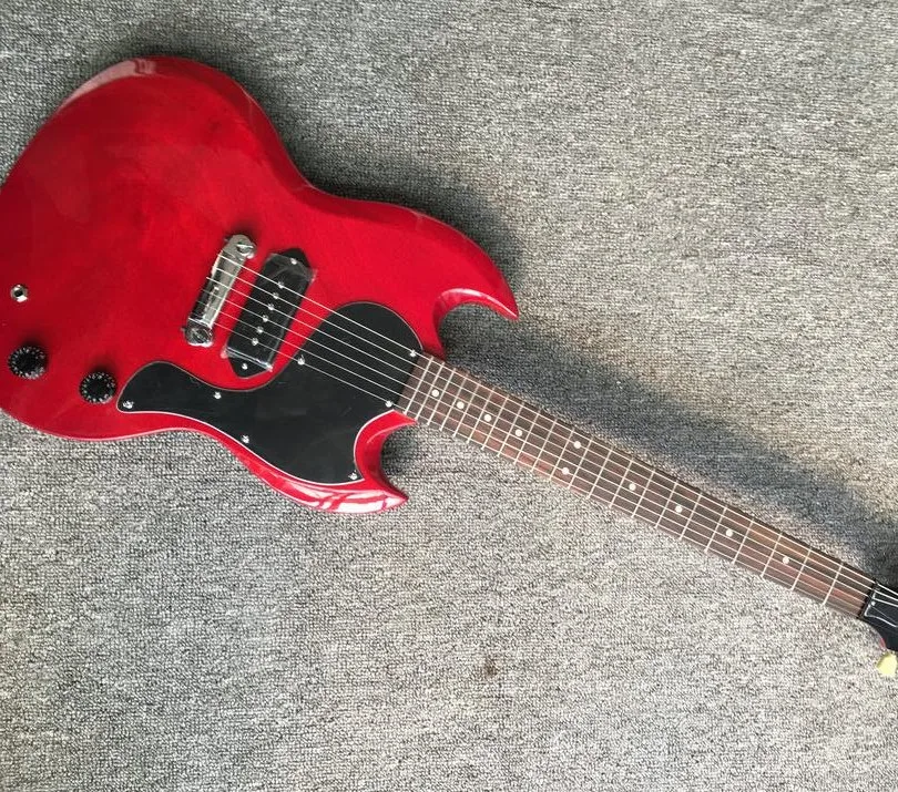 Электрогитара под заказ корпус и шея из красного дерева один пикап p90 гитара sg