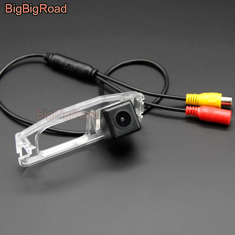 

BigBigRoad Vehicle Wireless Rear View Backup Camera HD Color Image Waterproof For Honda Odyssey 2009 2010 2011 2012 2013