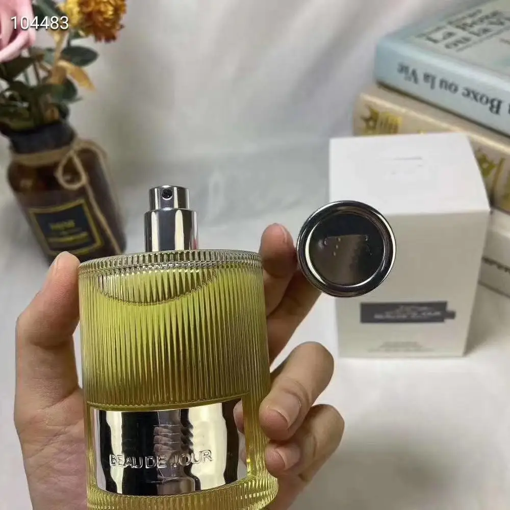 

New Arrival OMBRE LEATHER 3.4 oz Spray Beau de Jour Eau De Parfum 100 ml 3.4 fl.oz Unisex Spray New Sealed