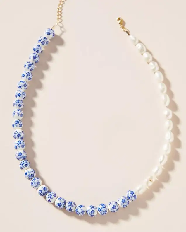 Керамическое ожерелье с бусинами