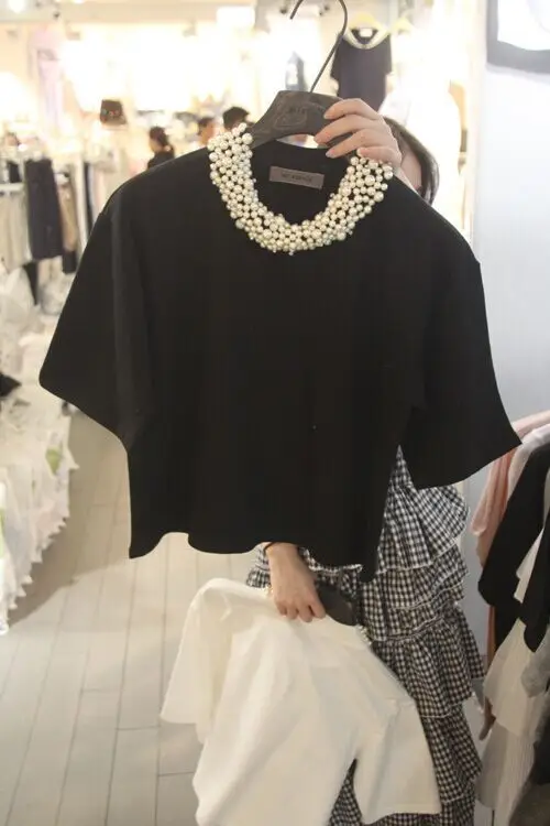 Модная черная элегантная Однотонная футболка с коротким рукавом и круглым