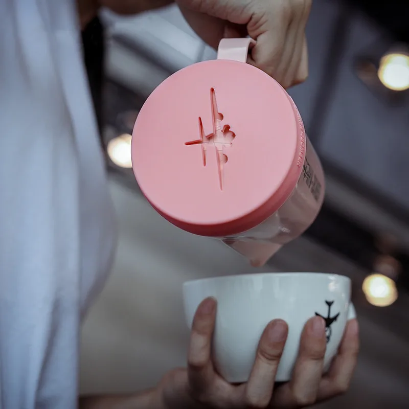 

Silicone Protective Cushion Latte Cylinder Coaster Pull Flower Milk Mug 600/700ml Latte Cup Holder Inner Diameter 9cm