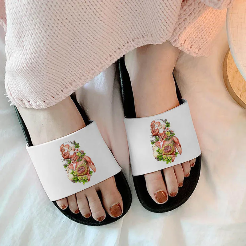 

Fashion heart Flower Fashion Graphic Lady Sandals 2021 women slippers Summer Beach Aesthetic Non-slip Slides
