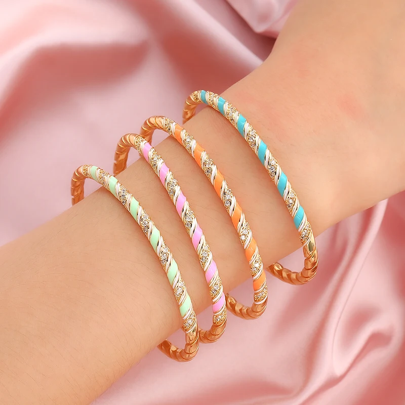 

2021 New Rainbow Bracelet For Woman Adjustable Micro Pave Zircon Retro Palace Style Ornaments Christmas Gift Banquet