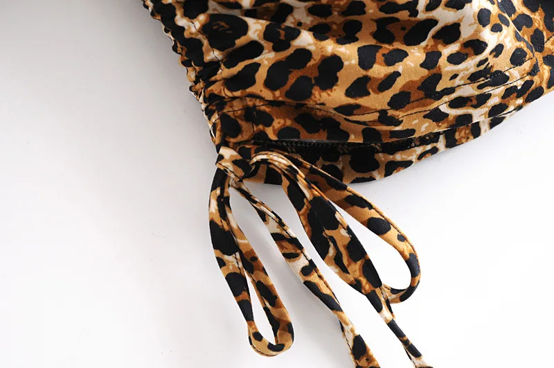 

The New Spring/summer 2021 Vintage Women's Round Neck Leopard-print Long-sleeved Slimming T-shirt With Rope On Both Sides