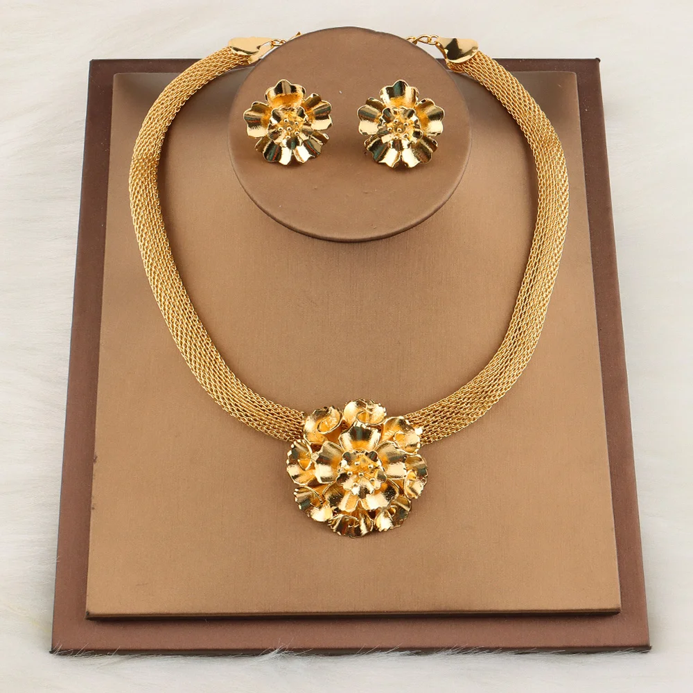 

Gold Color Jewelry Sets Women Necklace Earrings Dubai African Indian Bridal Accessory Flowers Jewelry Sets Choker Necklace