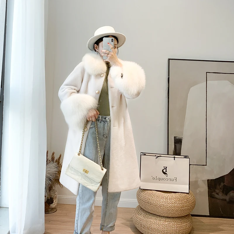 

2020 New Ladies Grain Chenille Coat Mid-length Single-breasted High-end Winter Warm Coat