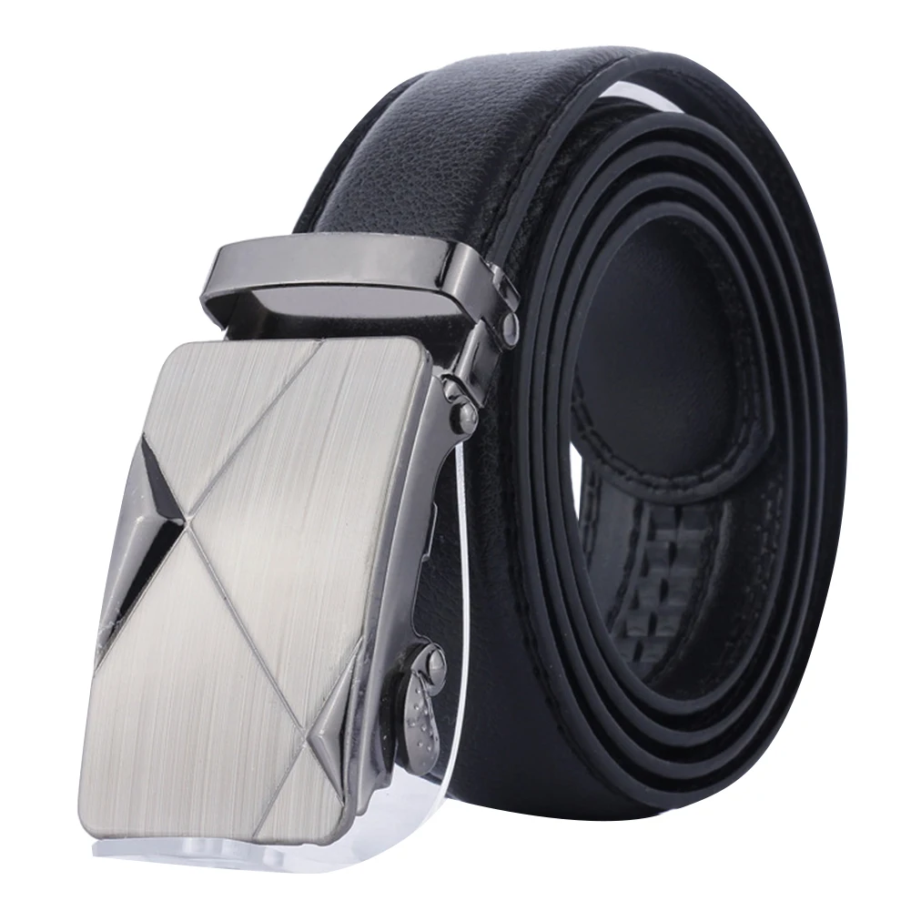 Ремень мужской кожаный с автоматической пряжкой модный регулируемый однотонный