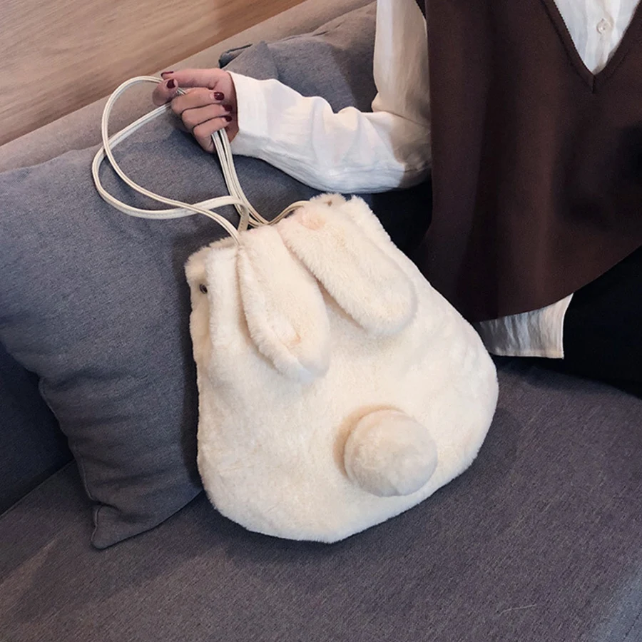 

Cute Plush Bucket Bag Winter Stuffed Messenger Bags Female Shoulder Bag Trend Handbags Women Bags Bolsa de hombro Bolsa Feminina