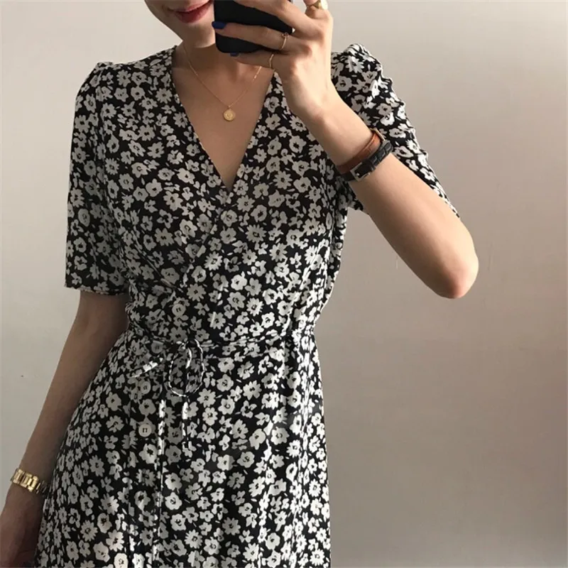 Новое зеленое летнее платье больших размеров с v образным вырезом вечерние