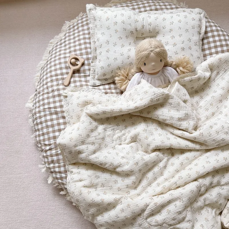 

150*120CM Cotton Baby Crib Quilt Muslin Kids Children Comforters Infant Cot Quilts Newborn Boys Girls Bed Nursery School Blanket