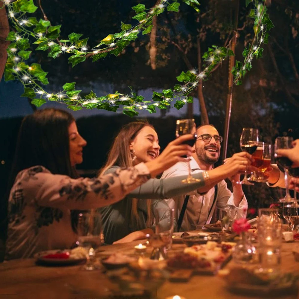 

2M/3M/5M/10M Green Leaf Garland String Lights LED Flexible Copper Artificial Leaf Vine Lights for Christmas Wedding Party Decor