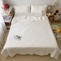 1 pc bedspread on the beds queen white color quilt for summer colcha de cama casal geometric stripe double comforter for bedroom