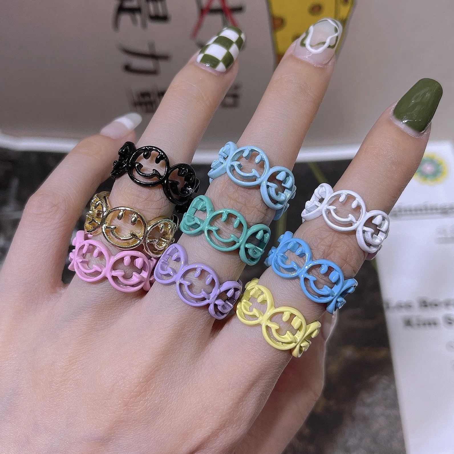 

New Fashion Colorful Smiley Face Rings for Women Girls Hollow out Titanium Steel Opening Adjustable Ring Jewelry Dropshipping
