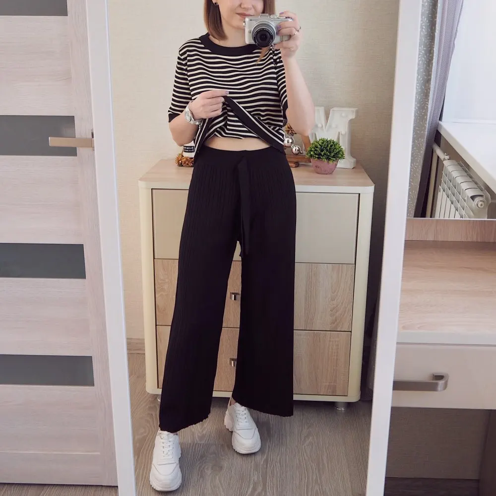 Женский трикотажный костюм GIGOGOU комплект из двух предметов: футболка с коротким